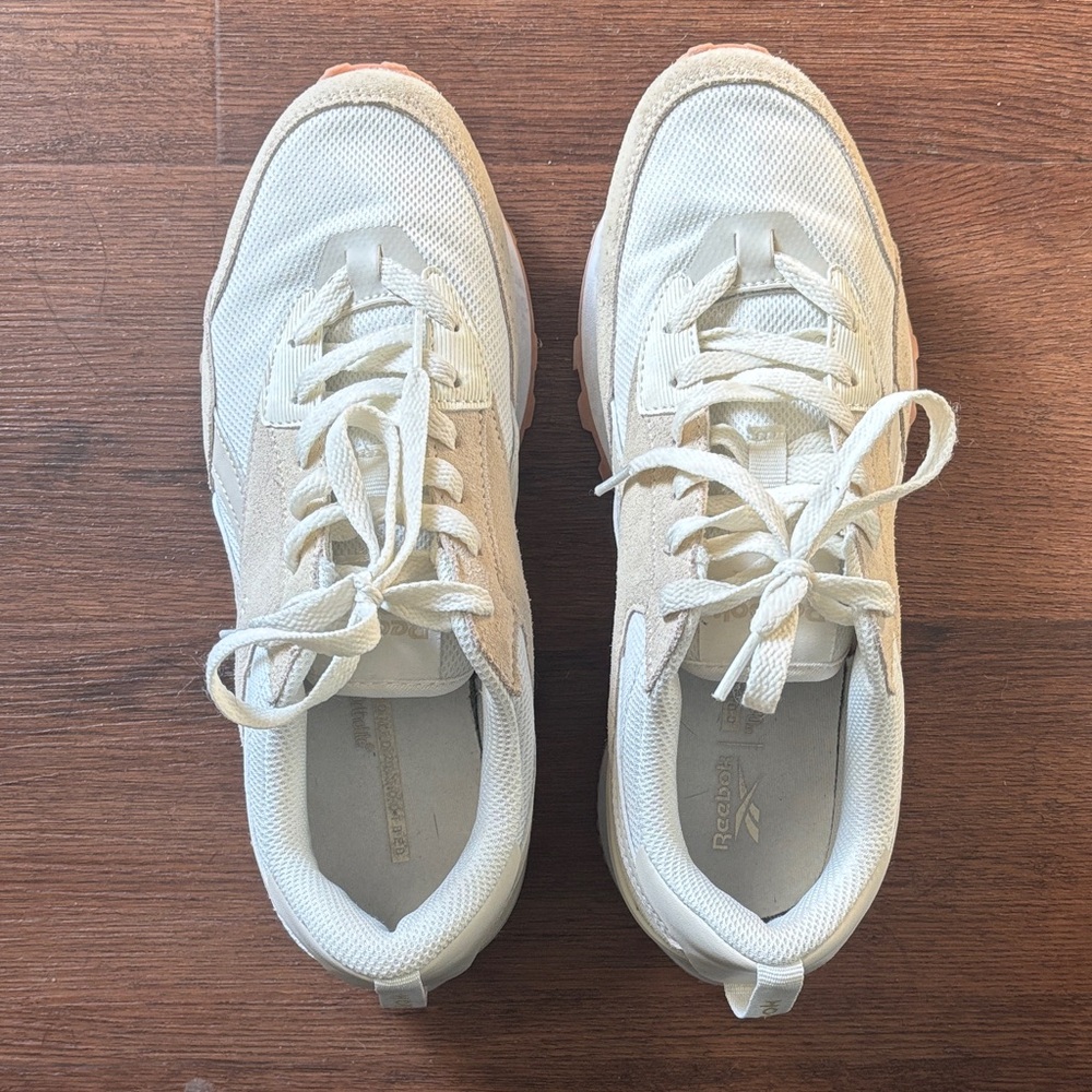 Reebok Cream Athletic Shoes